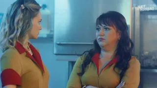 Две девицы на мели, 15 серия